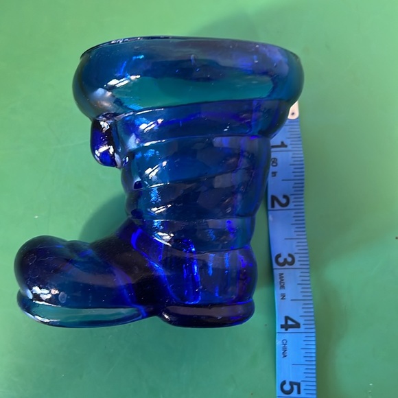 Beautiful blue cobalt glass boot - Picture 2 of 8